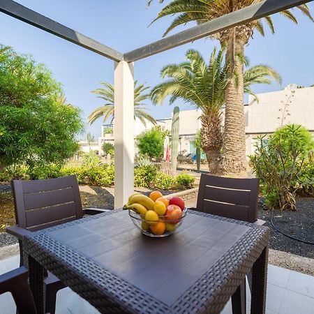 Homeforguest Moderno Apartamento En Corralejo Exterior photo