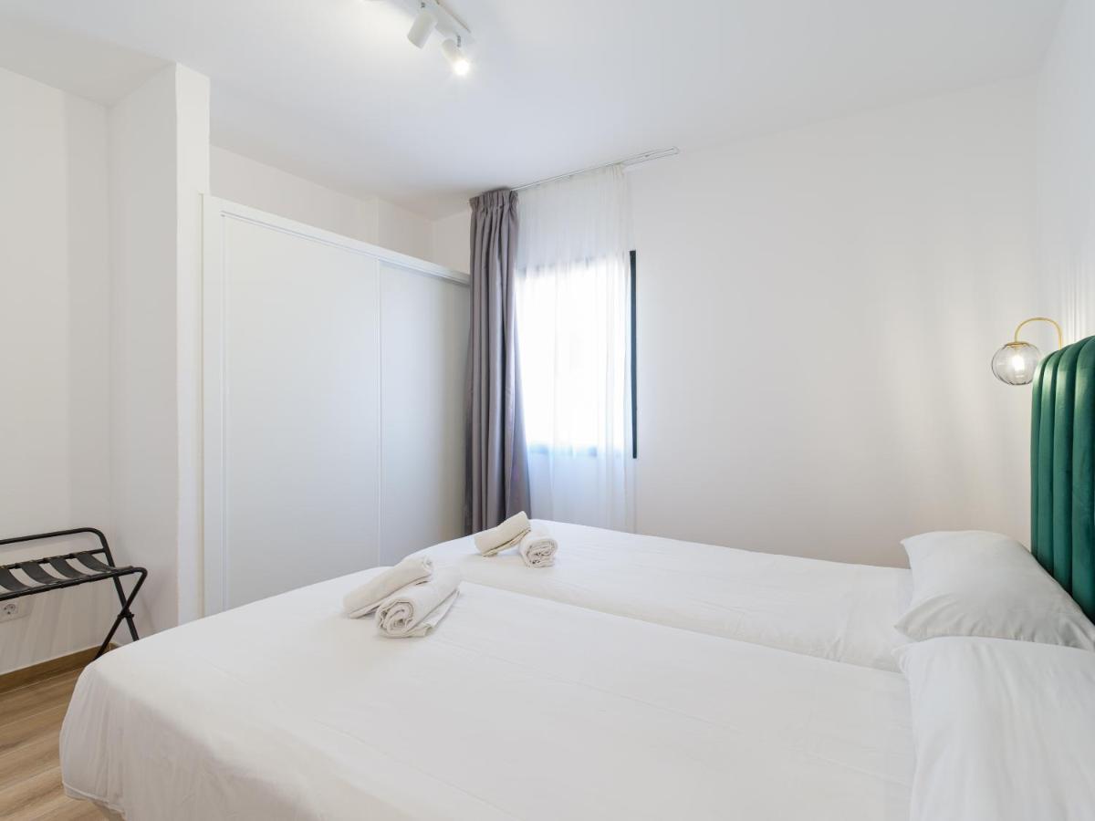 Homeforguest Moderno Apartamento En Corralejo Exterior photo
